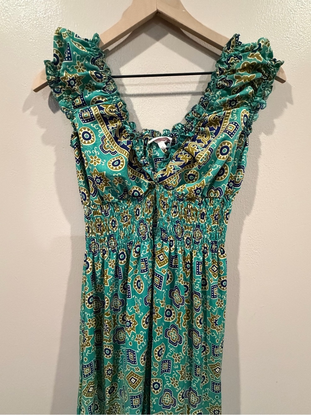 EUC Green Bohemians Smocked Maxi Dress Large - Picture 5 of 10